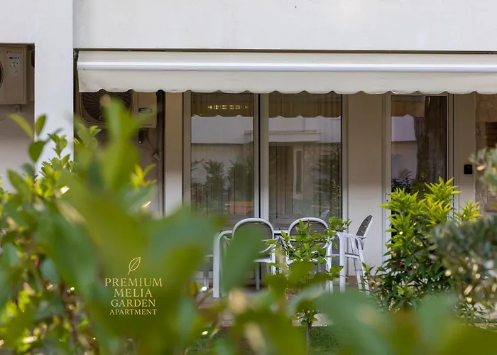 Premium Melia Garden